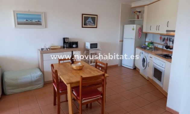 Apartament - Sprzedaż - El Medano - Calle Pizarro 2 Residencial Sotavento III, 38612 El Médano, Spain