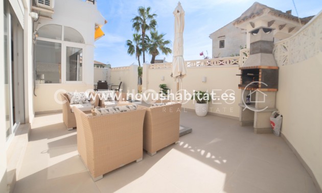 Apartament - Sprzedaż - Torrevieja - Aguas Nuevas