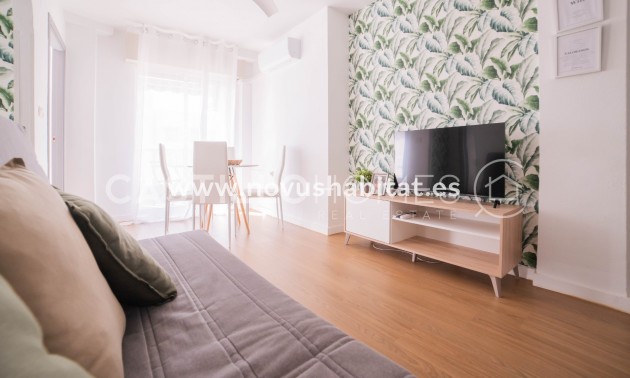 Apartament - Sprzedaż - Torrevieja - El acequión