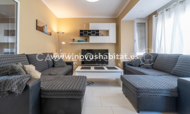 Apartament - Sprzedaż - Torrevieja - Playa del Cura
