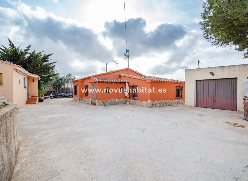 Endursala - Lóð - Benissa