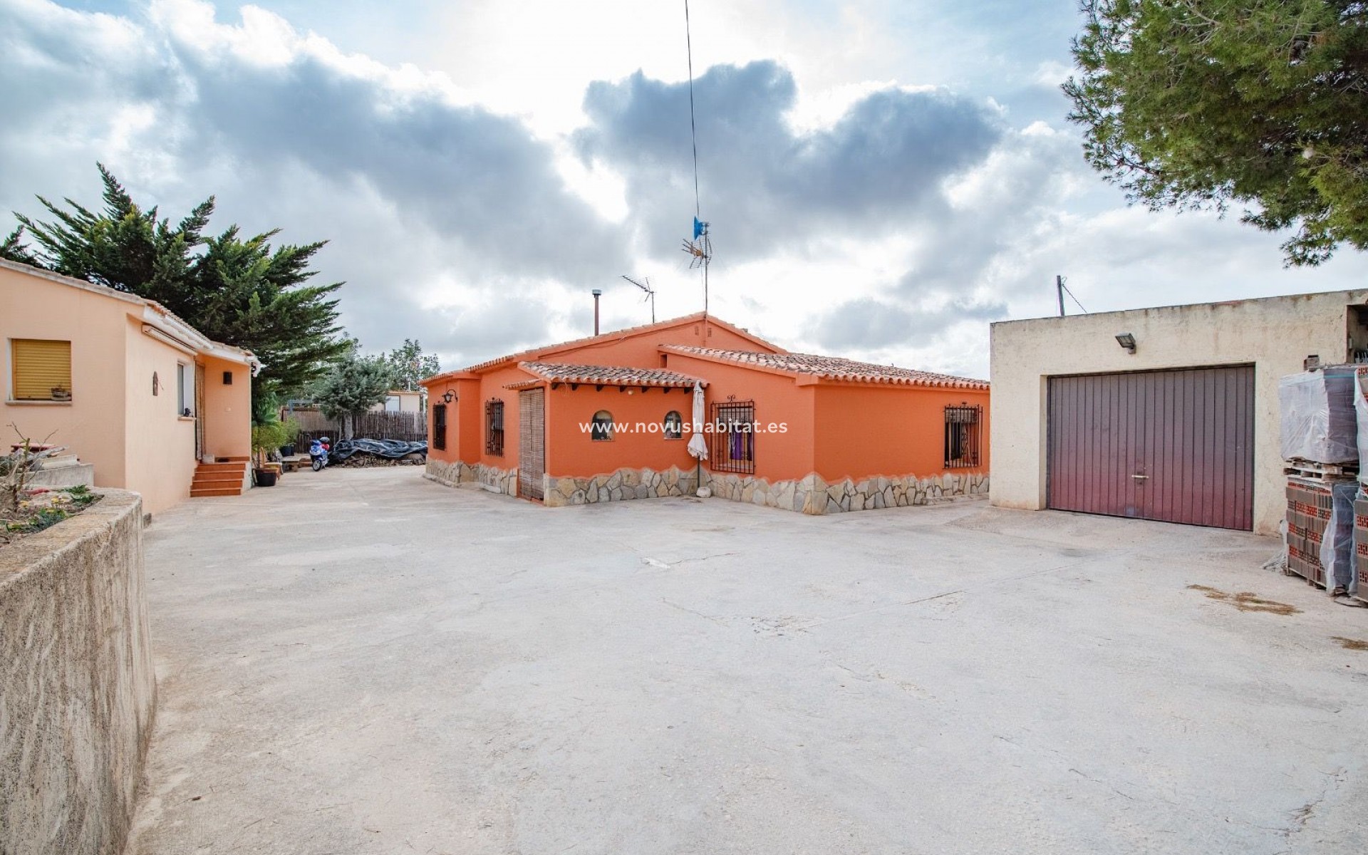 Endursala - Lóð - Benissa