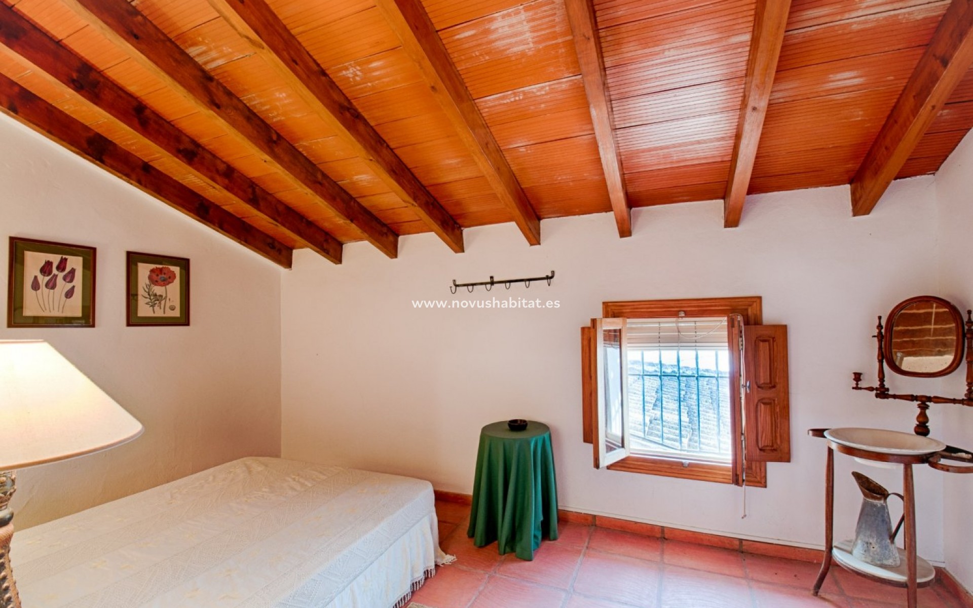 Endursala - Lóð - Gata de Gorgos