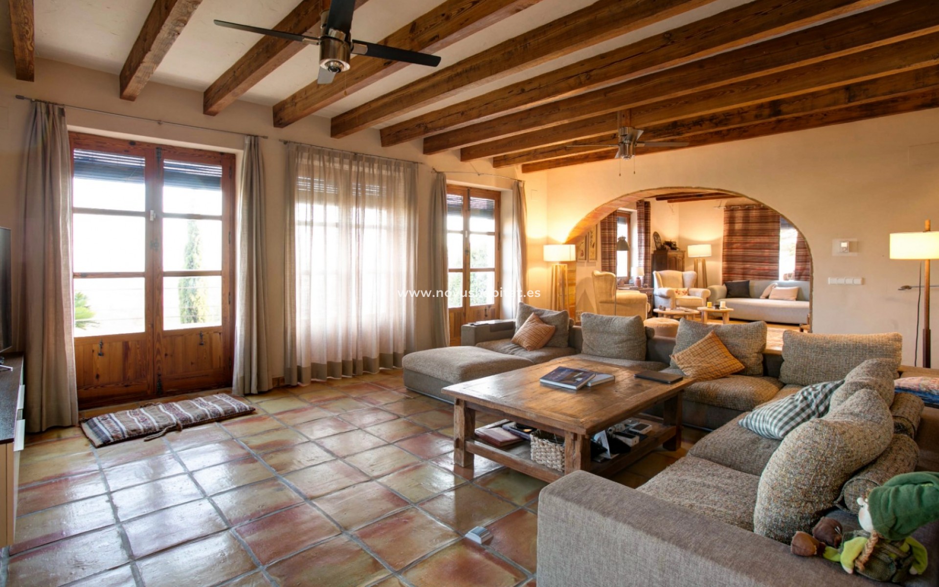 Endursala - Lóð - Moraira