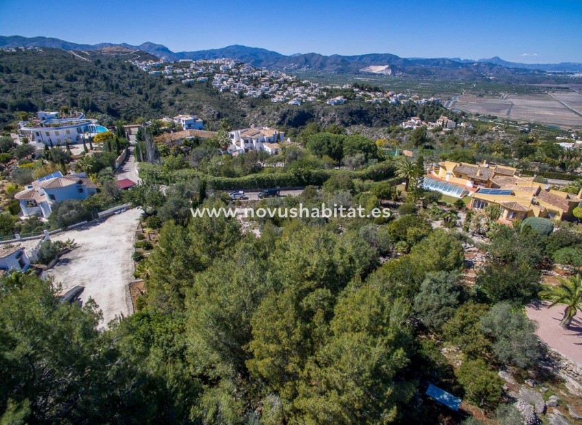 Endursala - Lóð - Pego