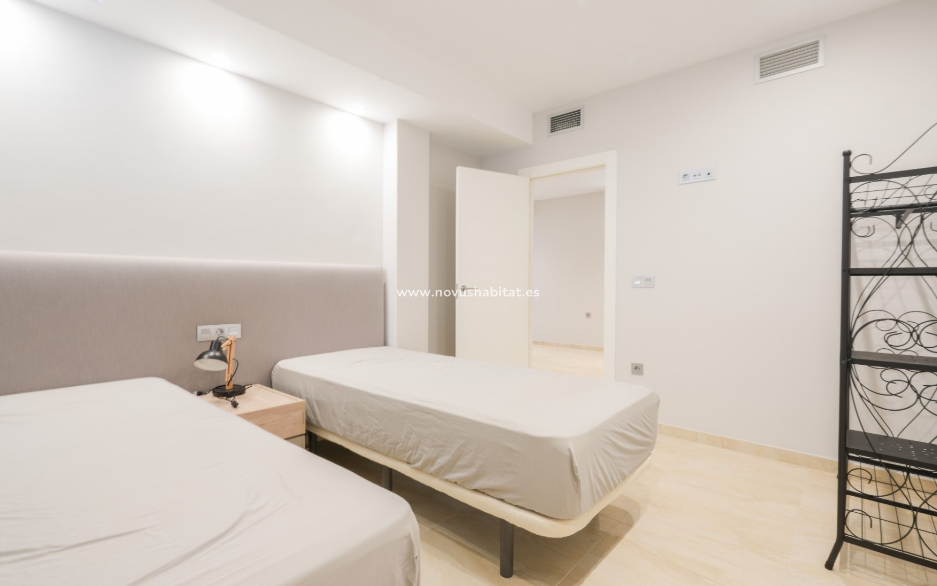 Endursala - Villa - Orihuela Costa - La Zenia