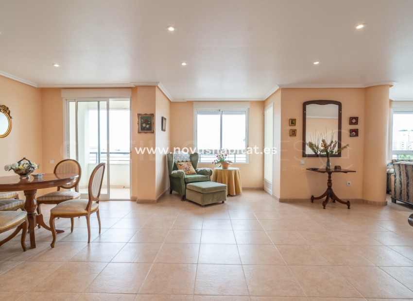 Herverkoop - Appartement - Torrevieja - Centro