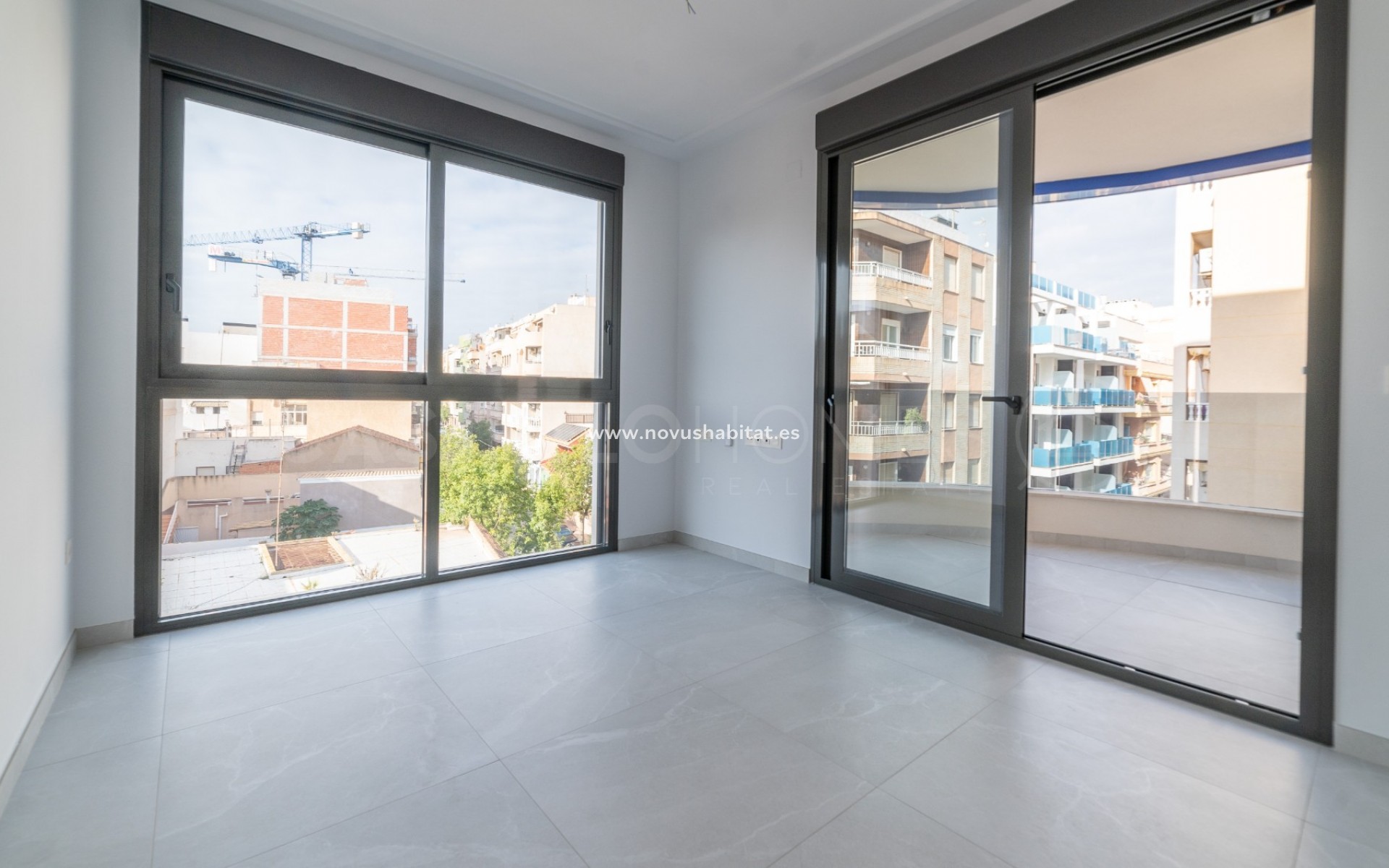 Herverkoop - Appartement - Torrevieja - Centro