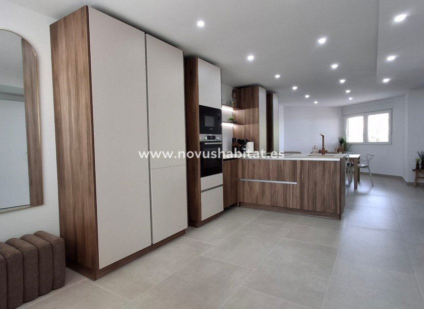 Herverkoop - Appartement - Torrevieja - Playa Acequion