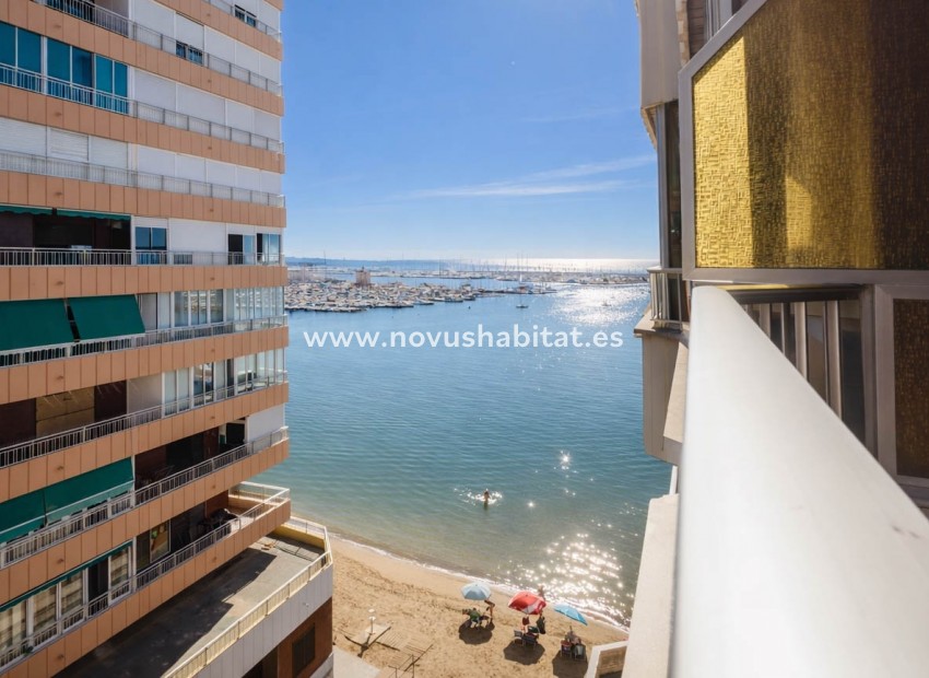 Herverkoop - Appartement - Torrevieja - Playa del Acequión
