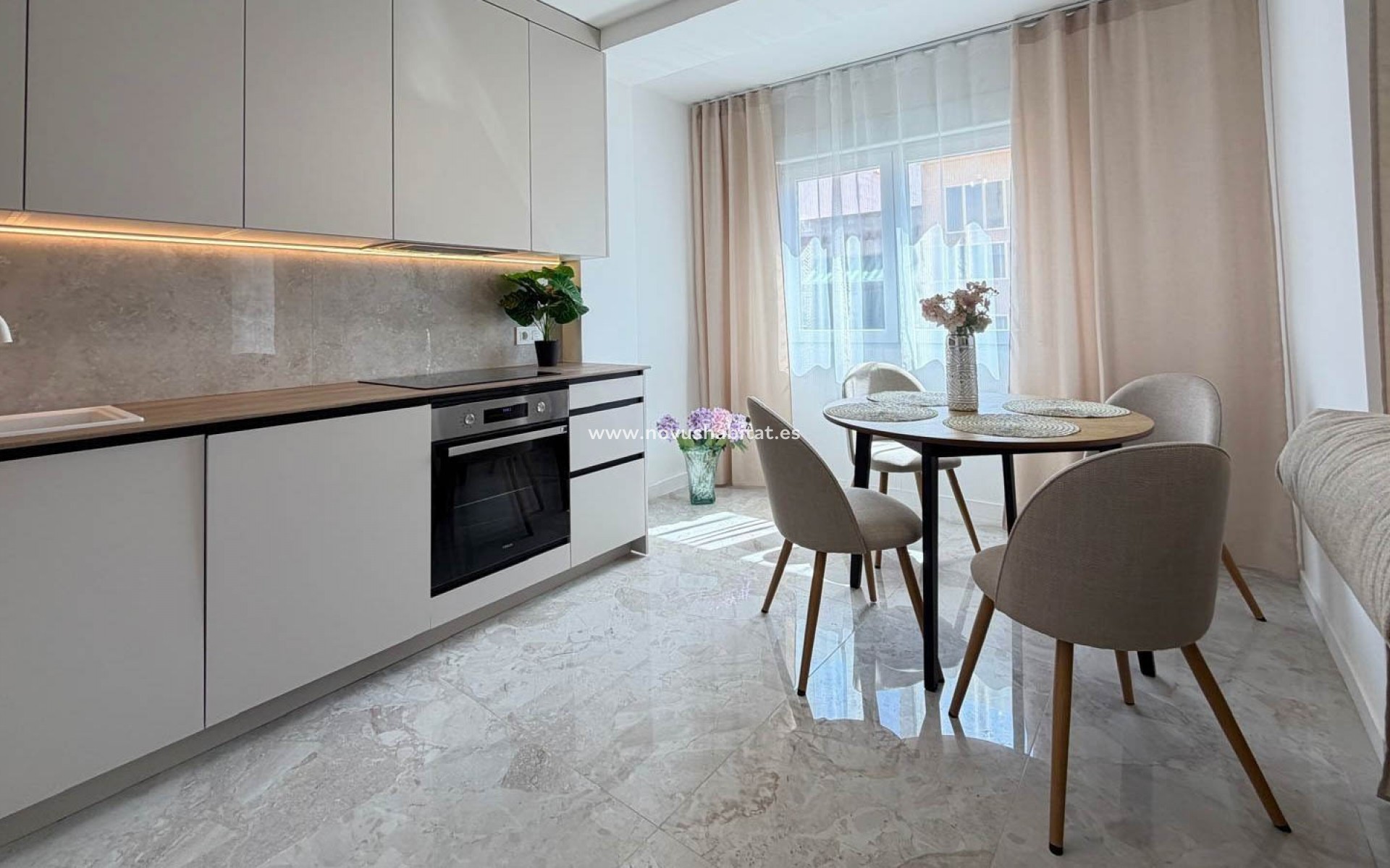 Herverkoop - Appartement - Torrevieja - Playa del Cura