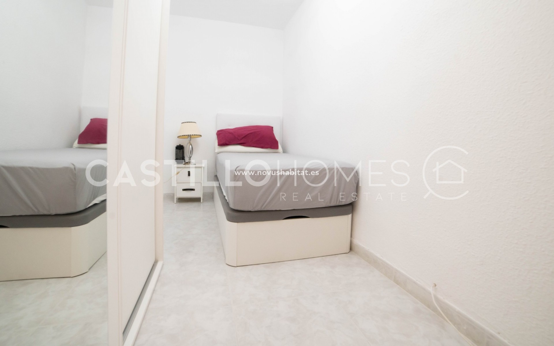 Herverkoop - Schakelwoning - Torrevieja - La Mata