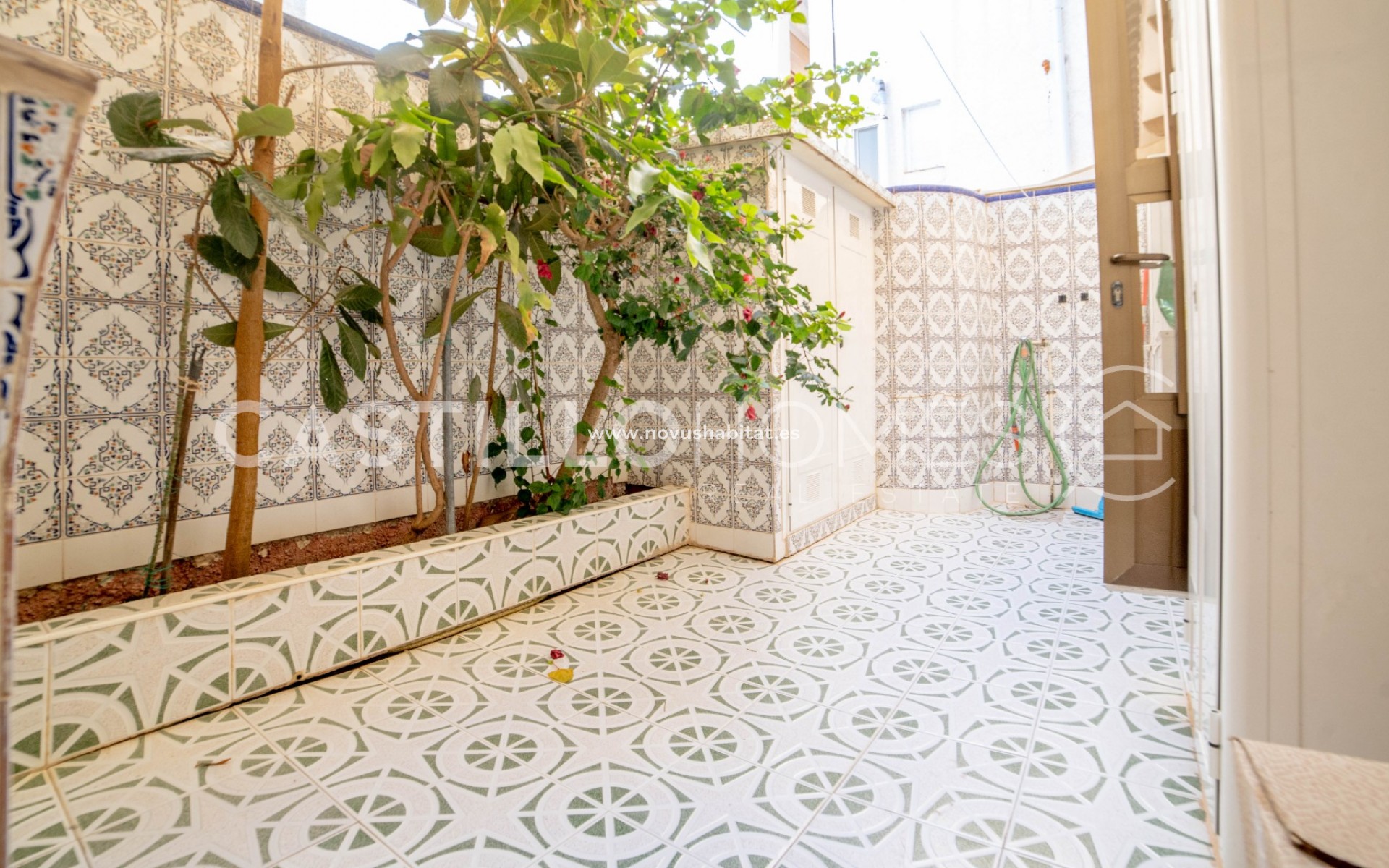 Herverkoop - Schakelwoning - Torrevieja - La Mata