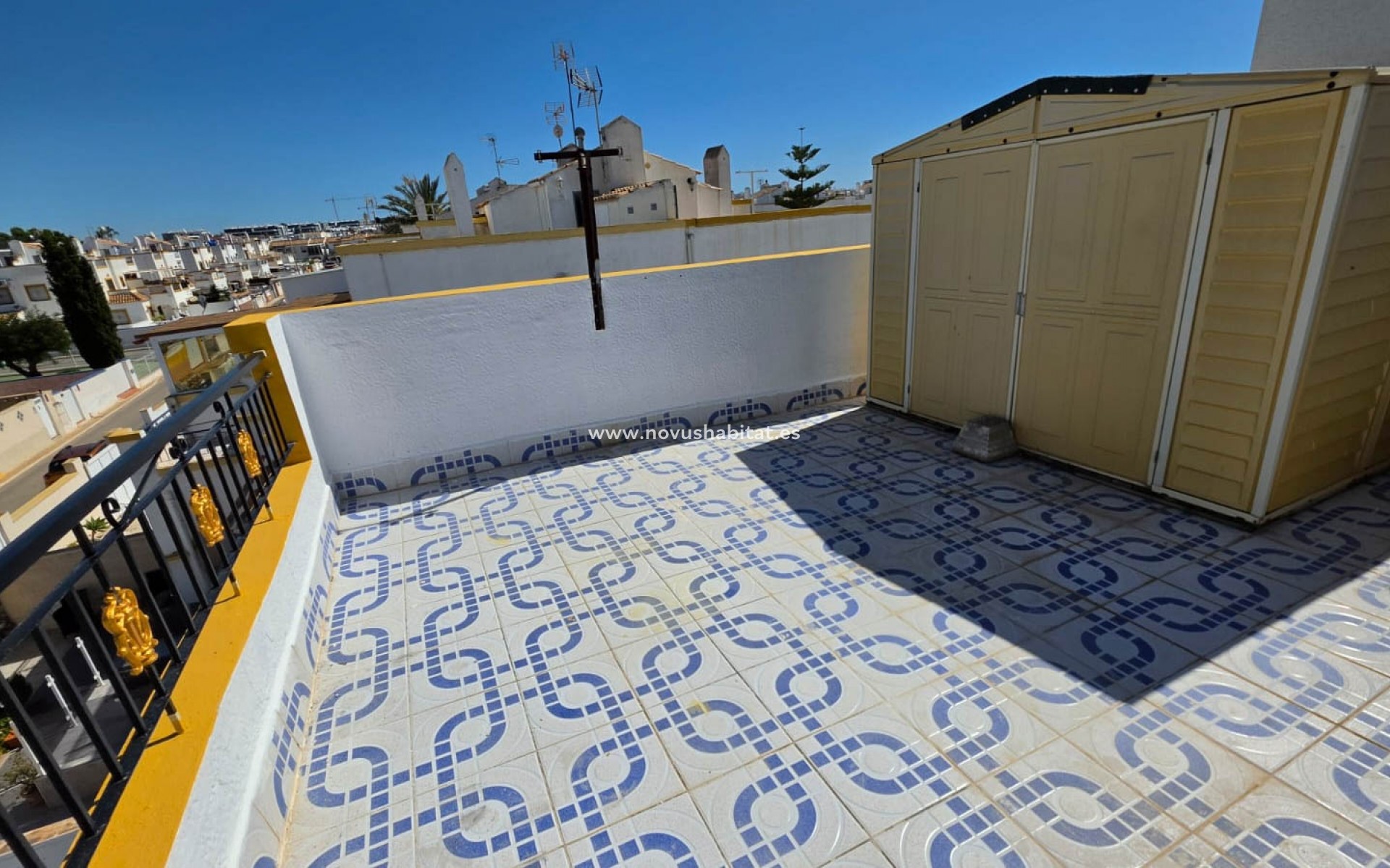 Herverkoop - Schakelwoning - Torrevieja - La Siesta - El Salado -  Torreta