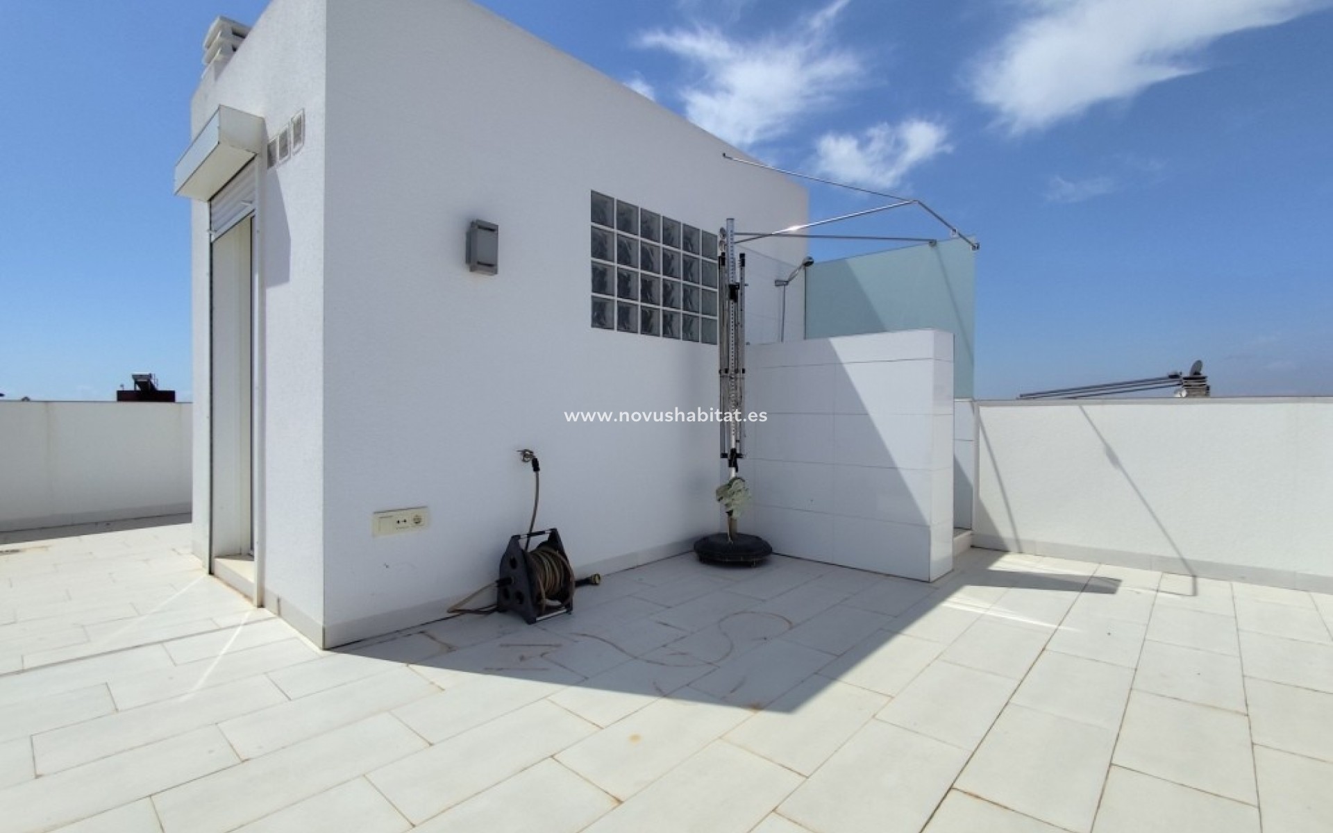 Herverkoop - Schakelwoning - Torrevieja