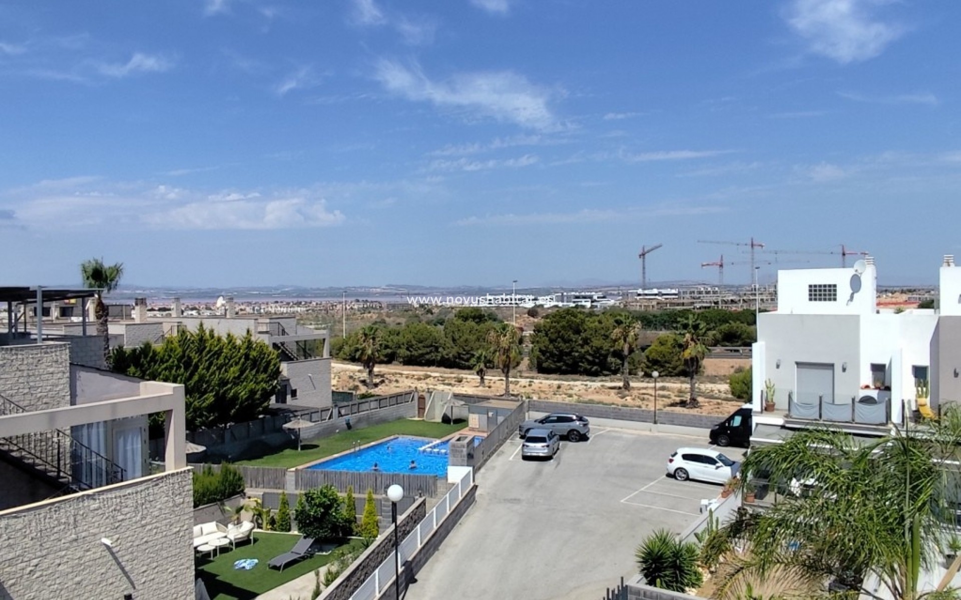 Herverkoop - Schakelwoning - Torrevieja