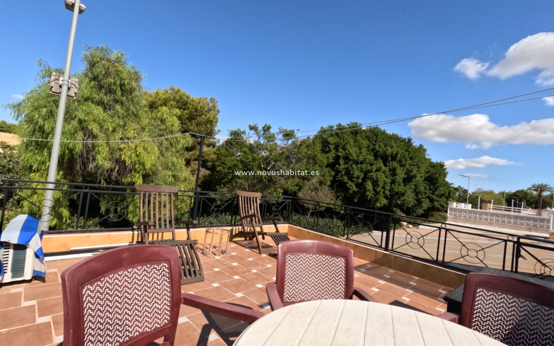 Herverkoop - Terraced house / Townhouse - Torrevieja - El Acequión - Los Náufragos