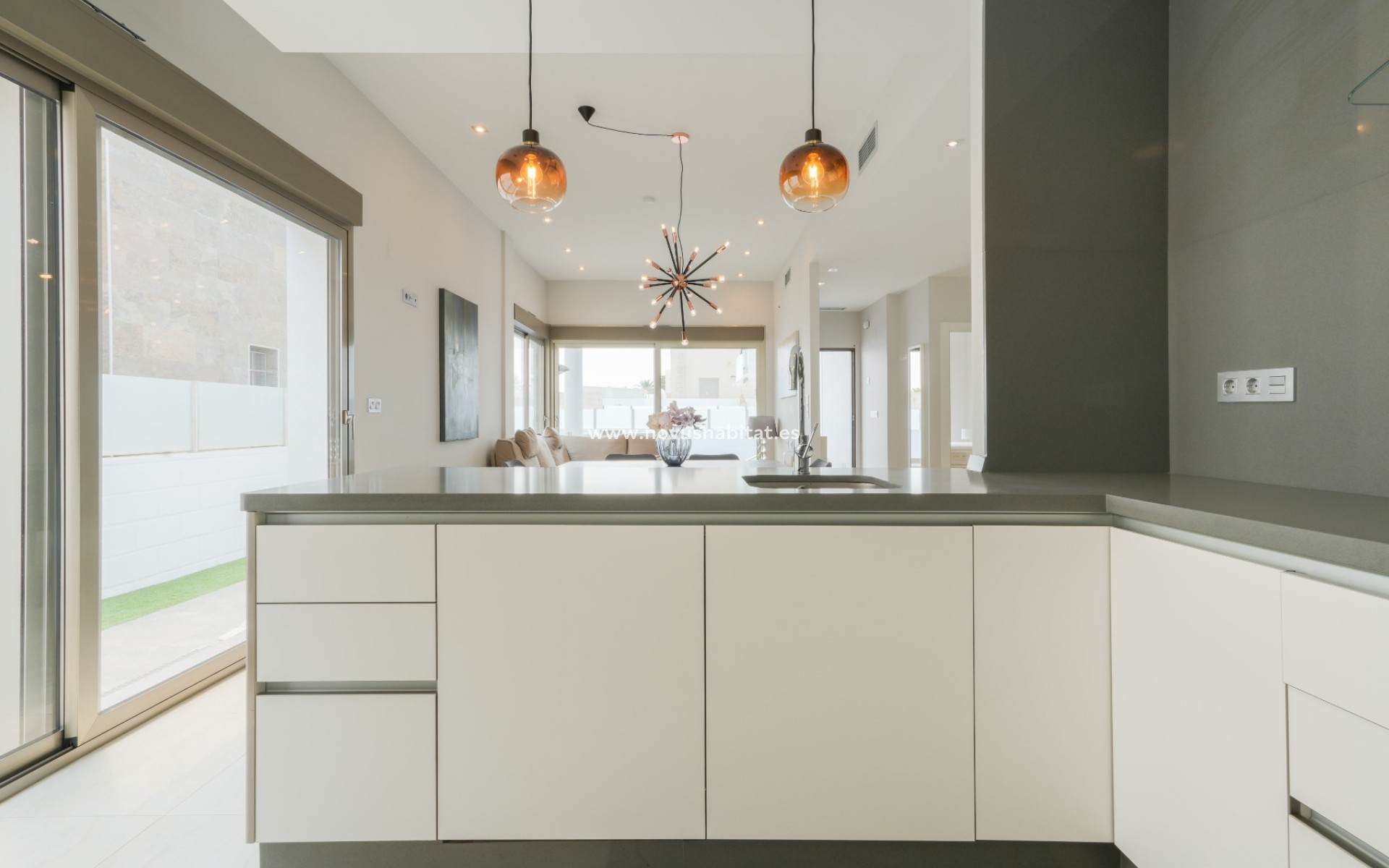 Herverkoop - Villa - Orihuela Costa - La Zenia