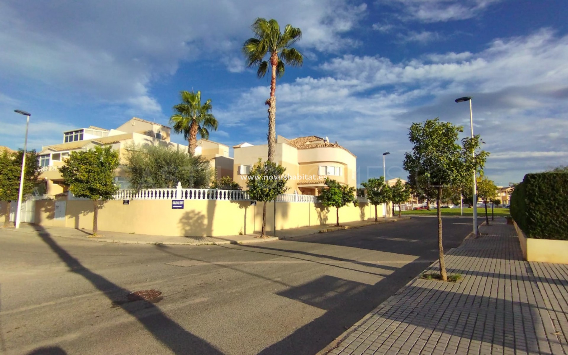 Herverkoop - Villa - Torrevieja - Torretas