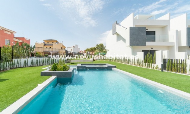 Íbúð - Nýbygging - Torrevieja - Los Balcones