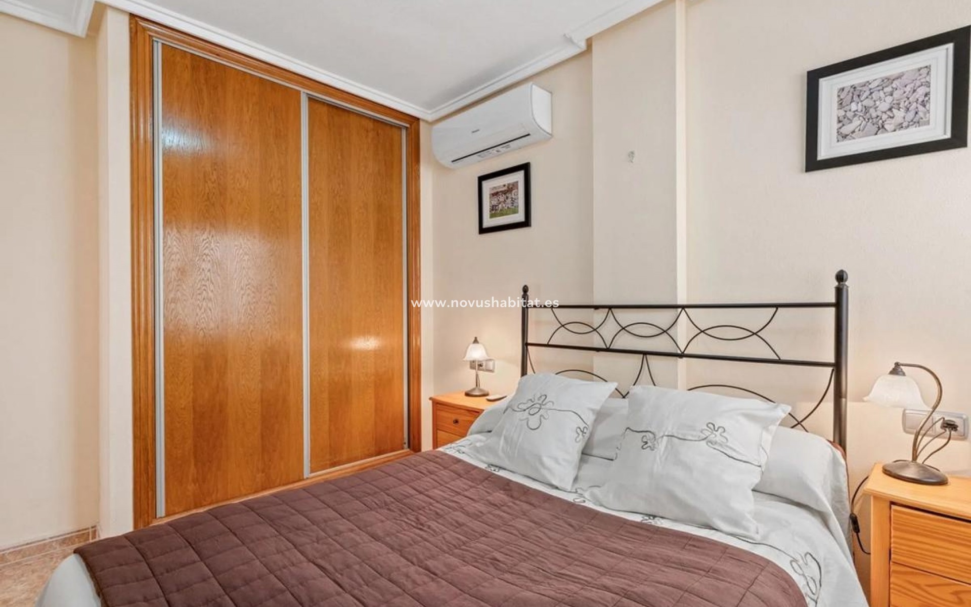Neue Gebäude - Apartament - Algorfa
