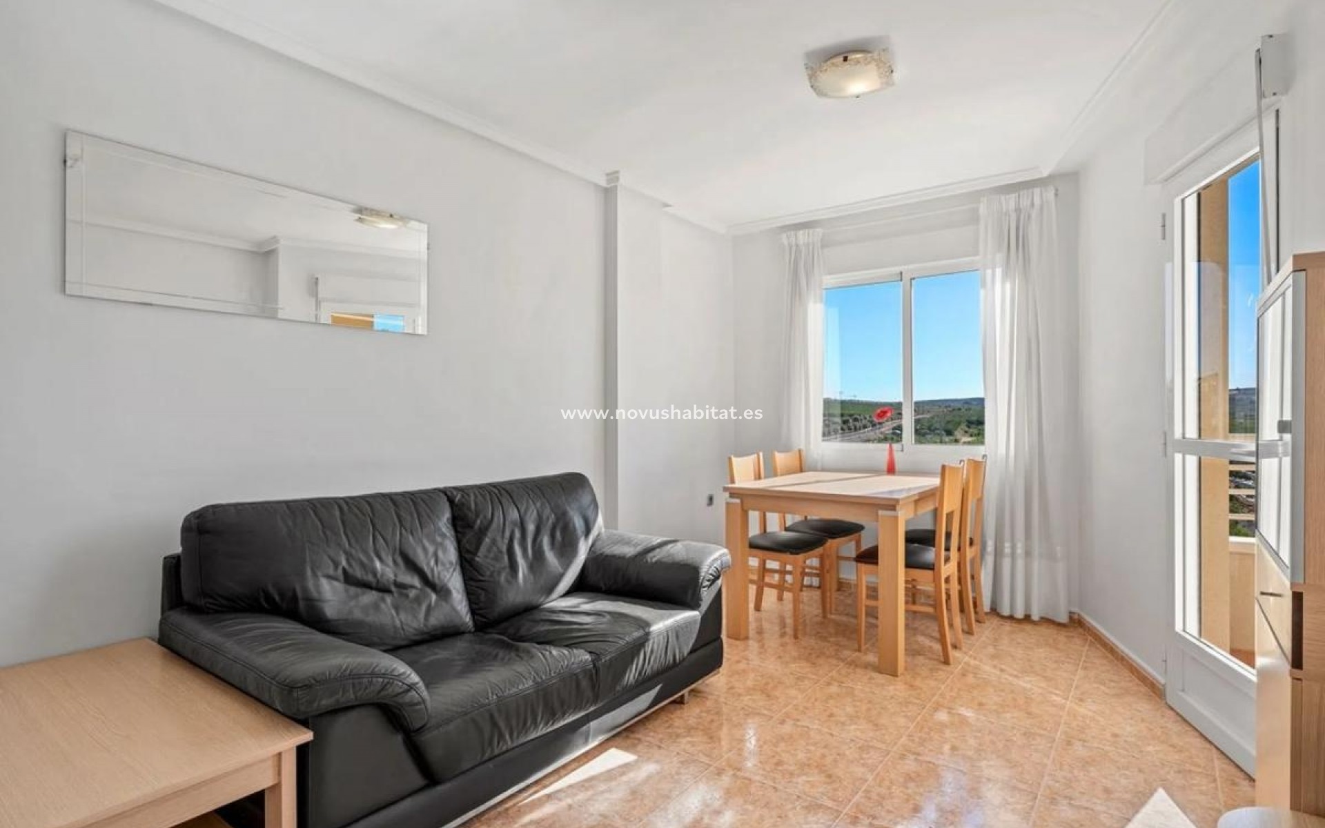 Neue Gebäude - Apartament - Algorfa