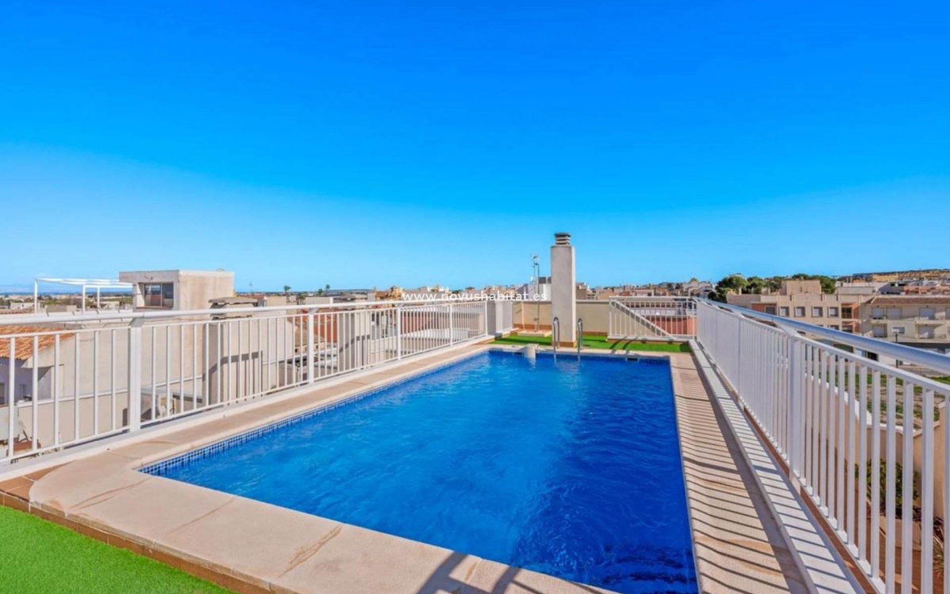 Neue Gebäude - Apartament - Algorfa