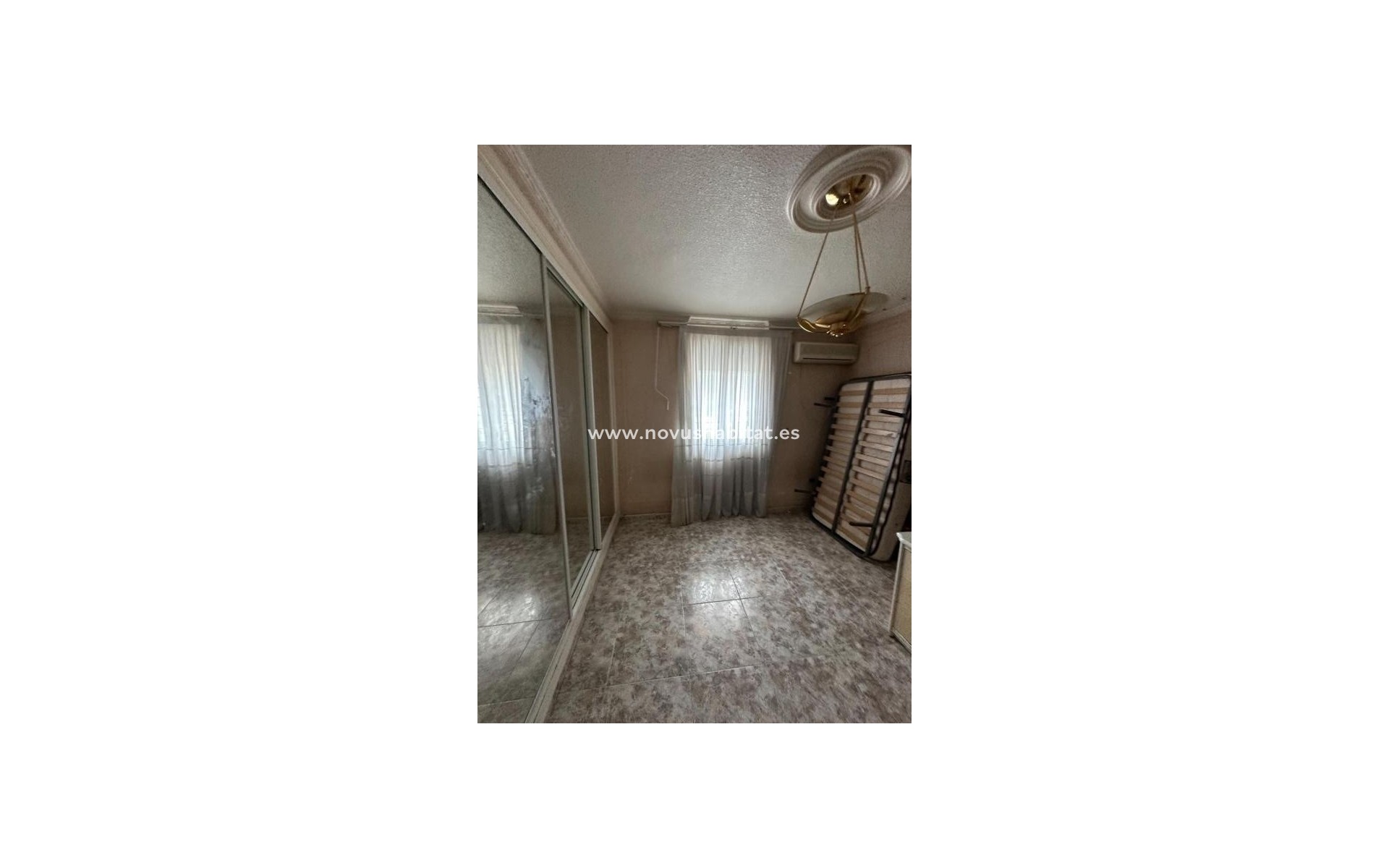 Neue Gebäude - Apartament - Alicante
