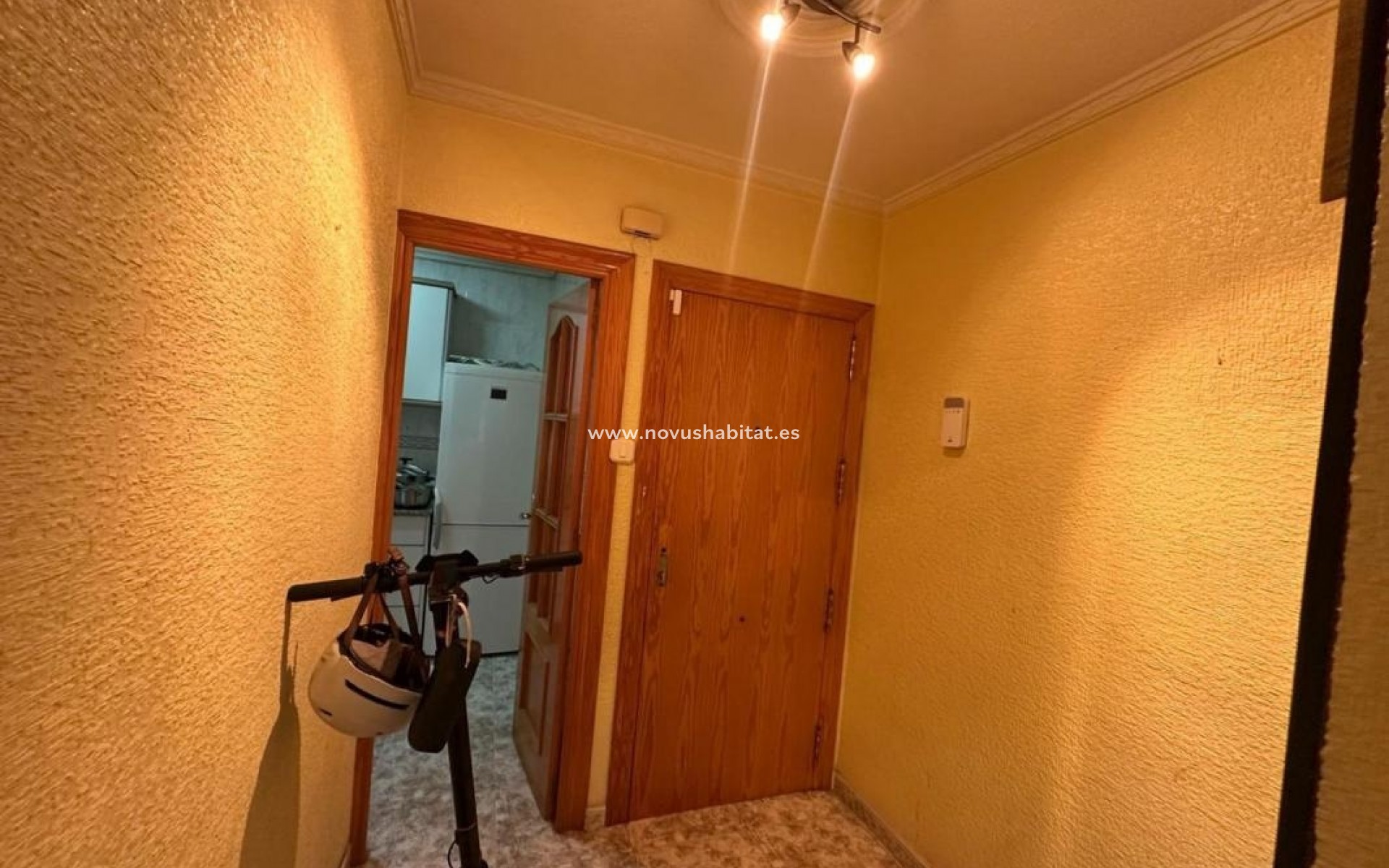 Neue Gebäude - Apartament - Alicante