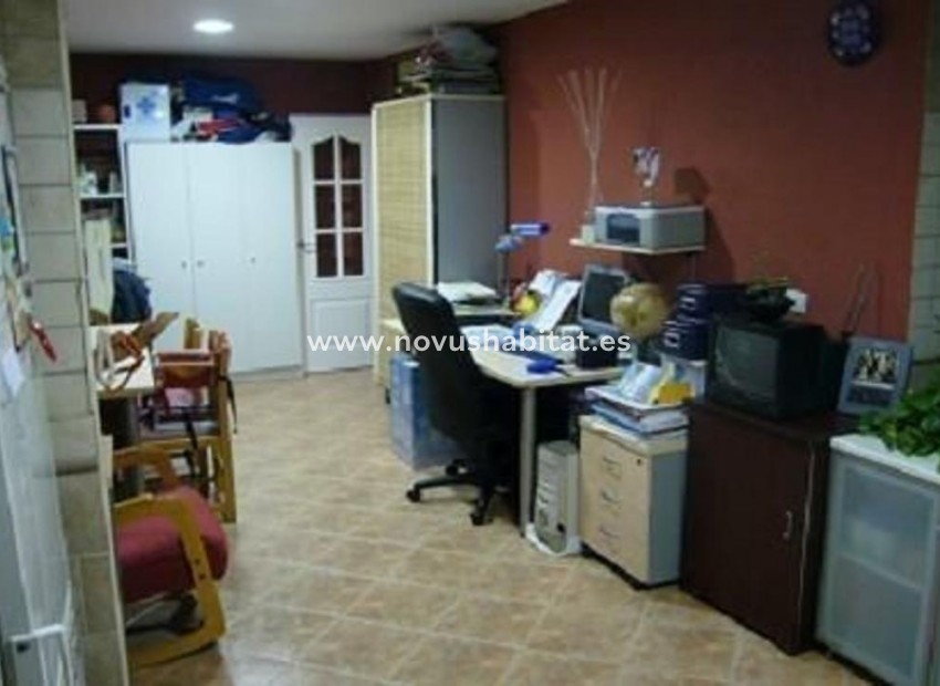 Neue Gebäude - Apartament - Alicante