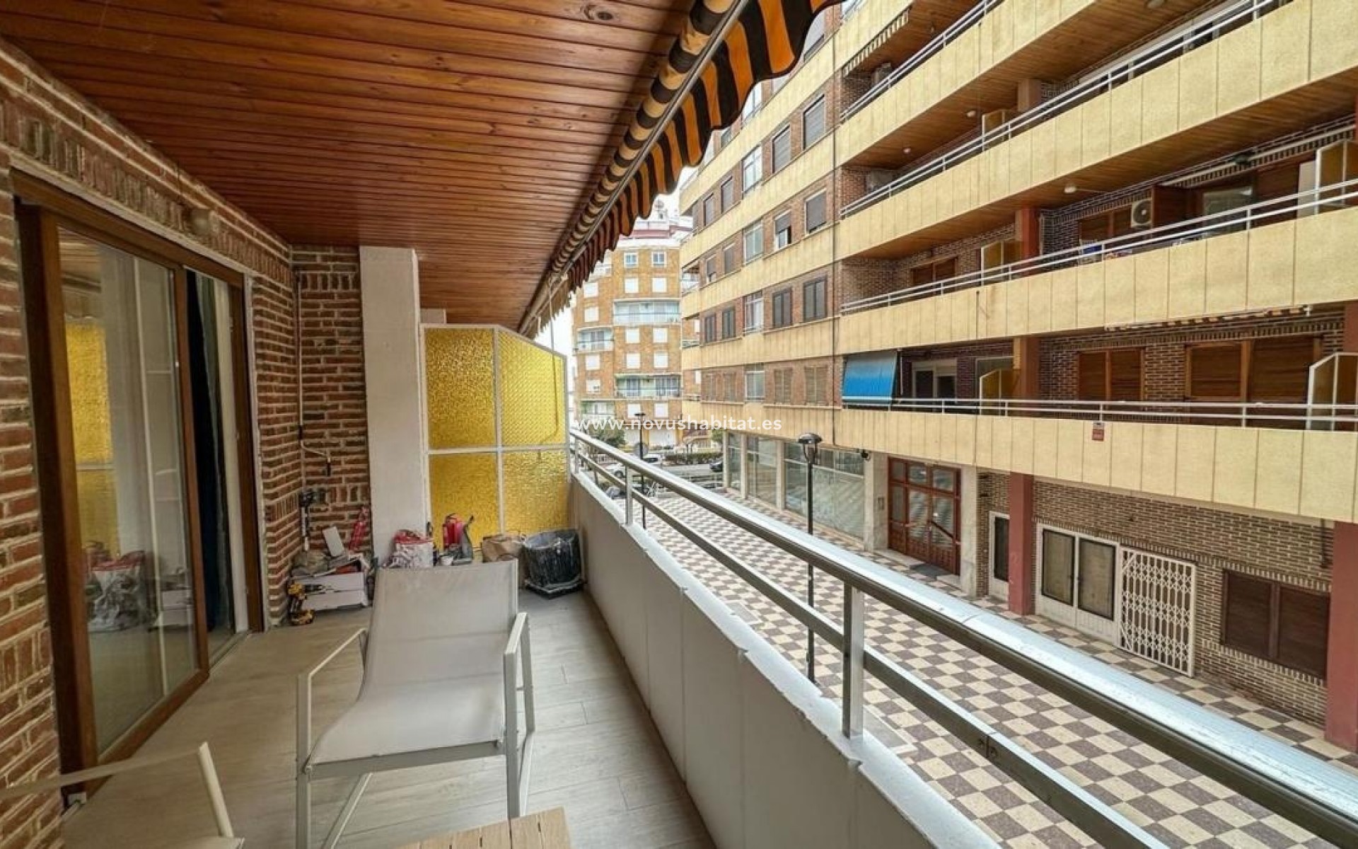 Neue Gebäude - Apartament - Almoradí