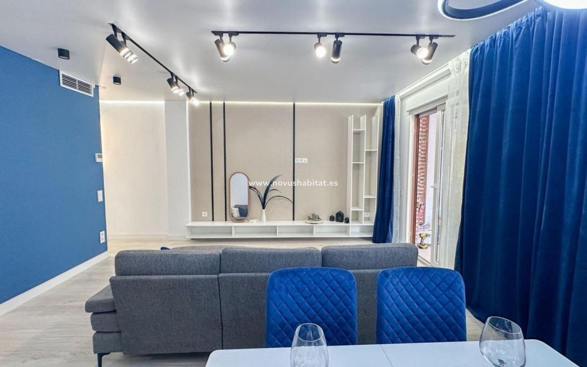Neue Gebäude - Apartament - Almoradí