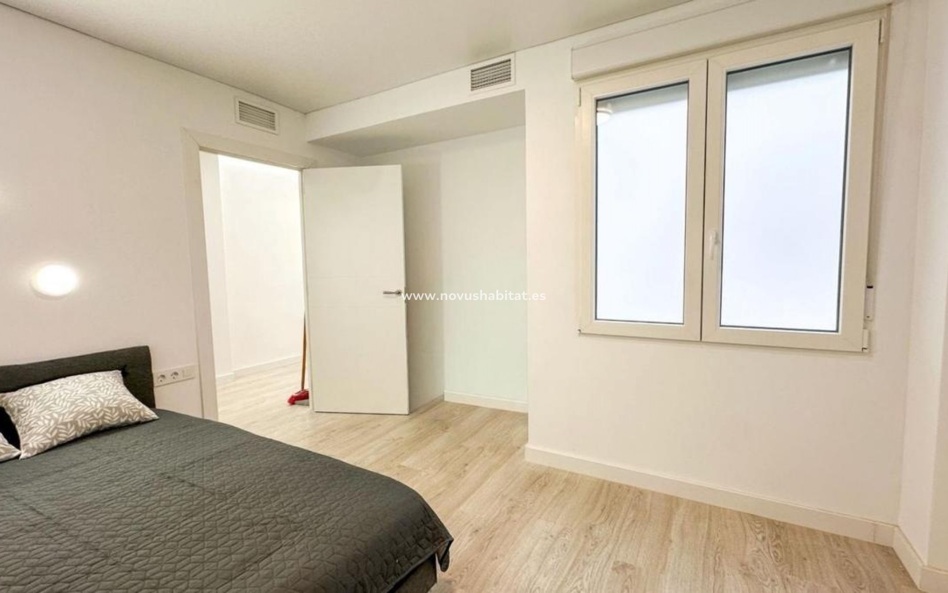 Neue Gebäude - Apartament - Almoradí