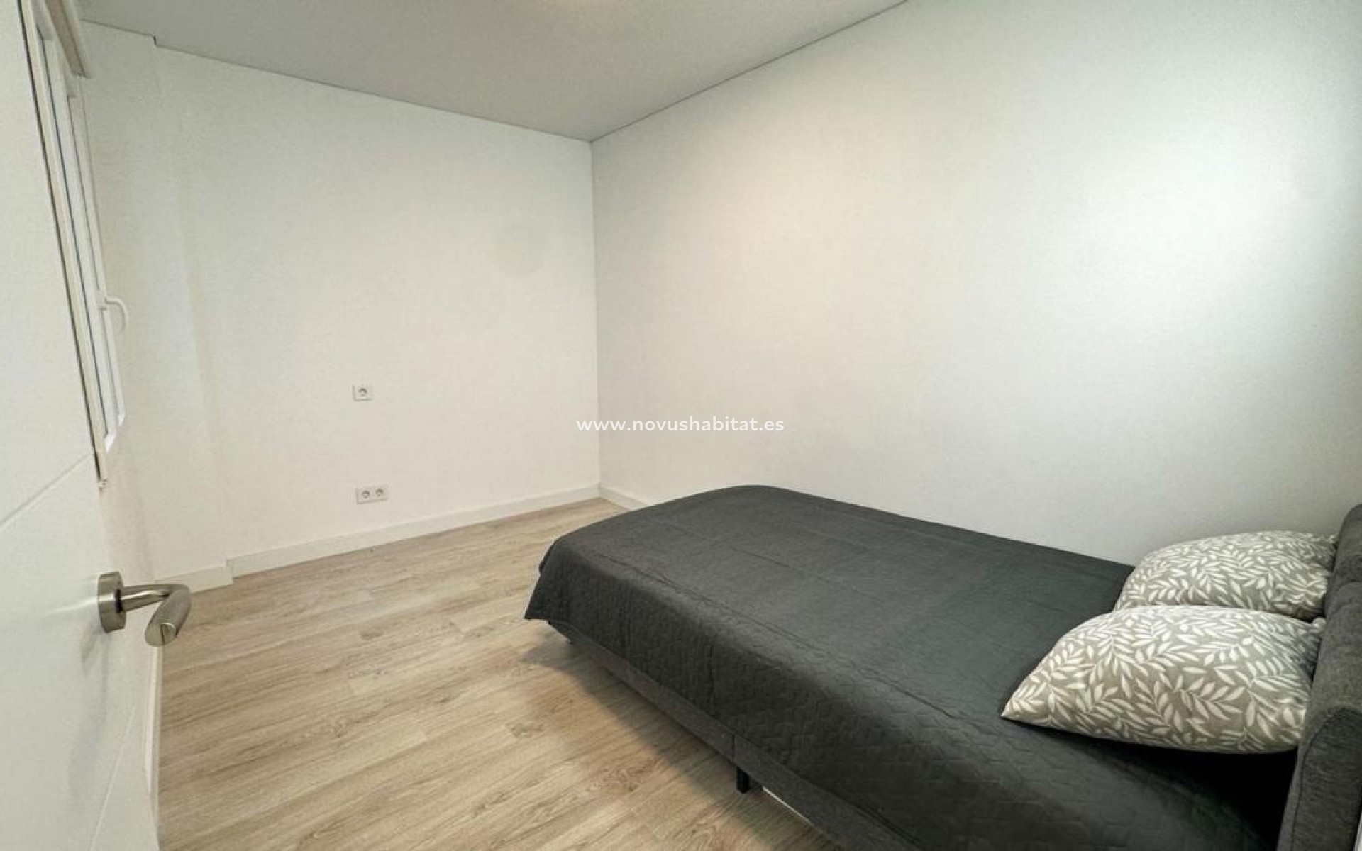 Neue Gebäude - Apartament - Almoradí