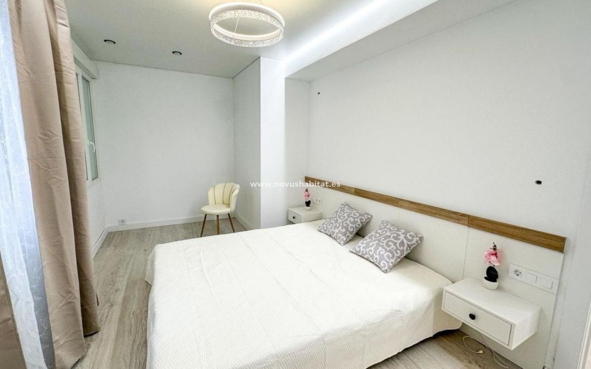 Neue Gebäude - Apartament - Almoradí