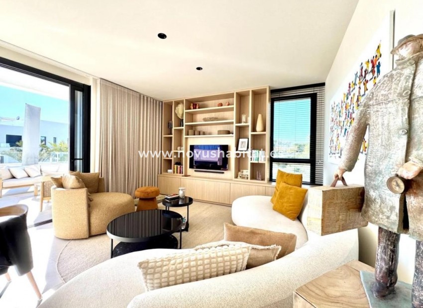 Neue Gebäude - Apartament - Orihuela