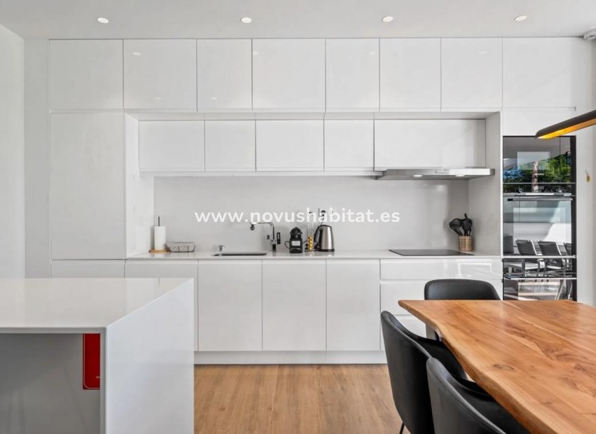 Neue Gebäude - Apartament - Orihuela