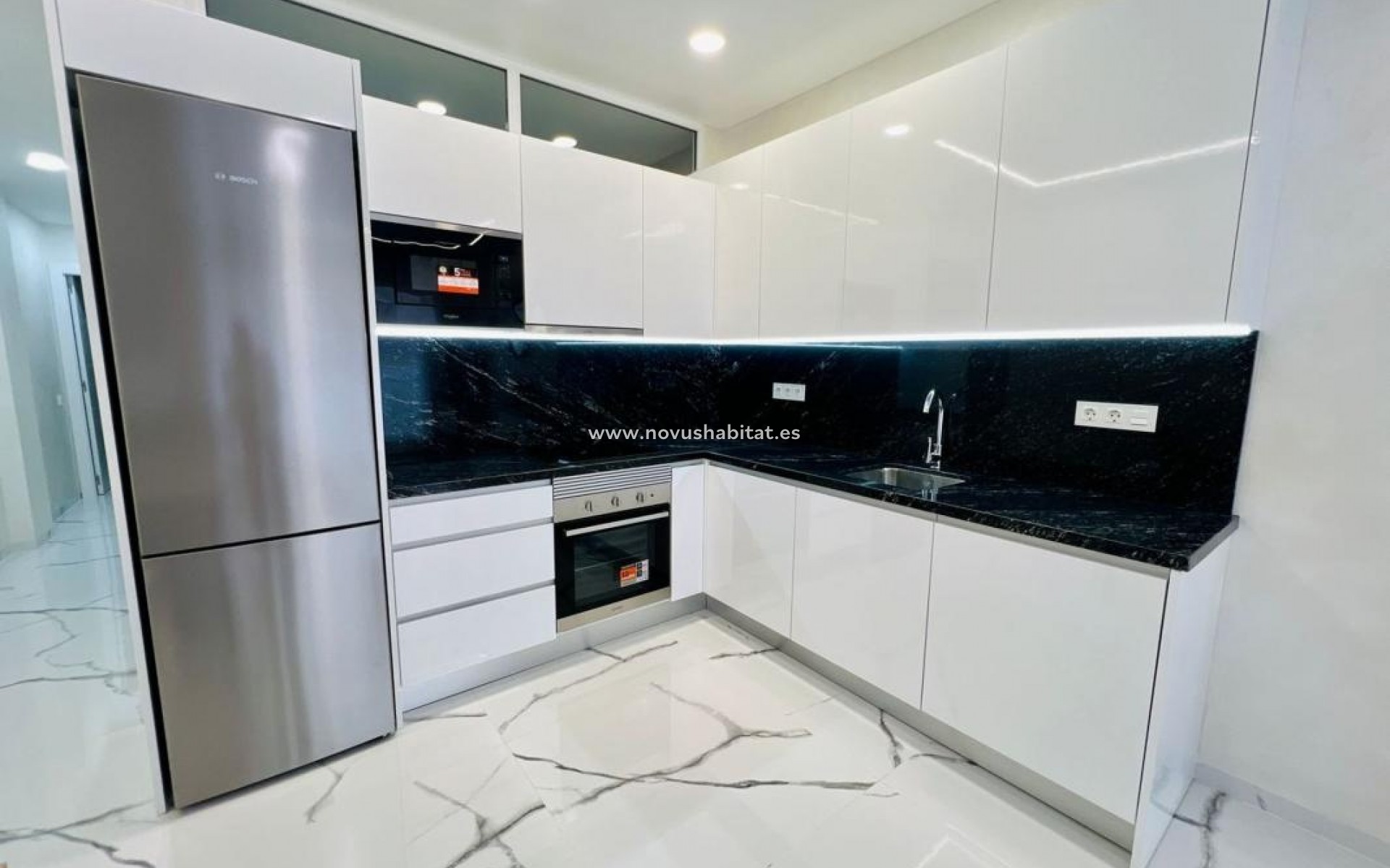 Neue Gebäude - Apartament - Torrevieja