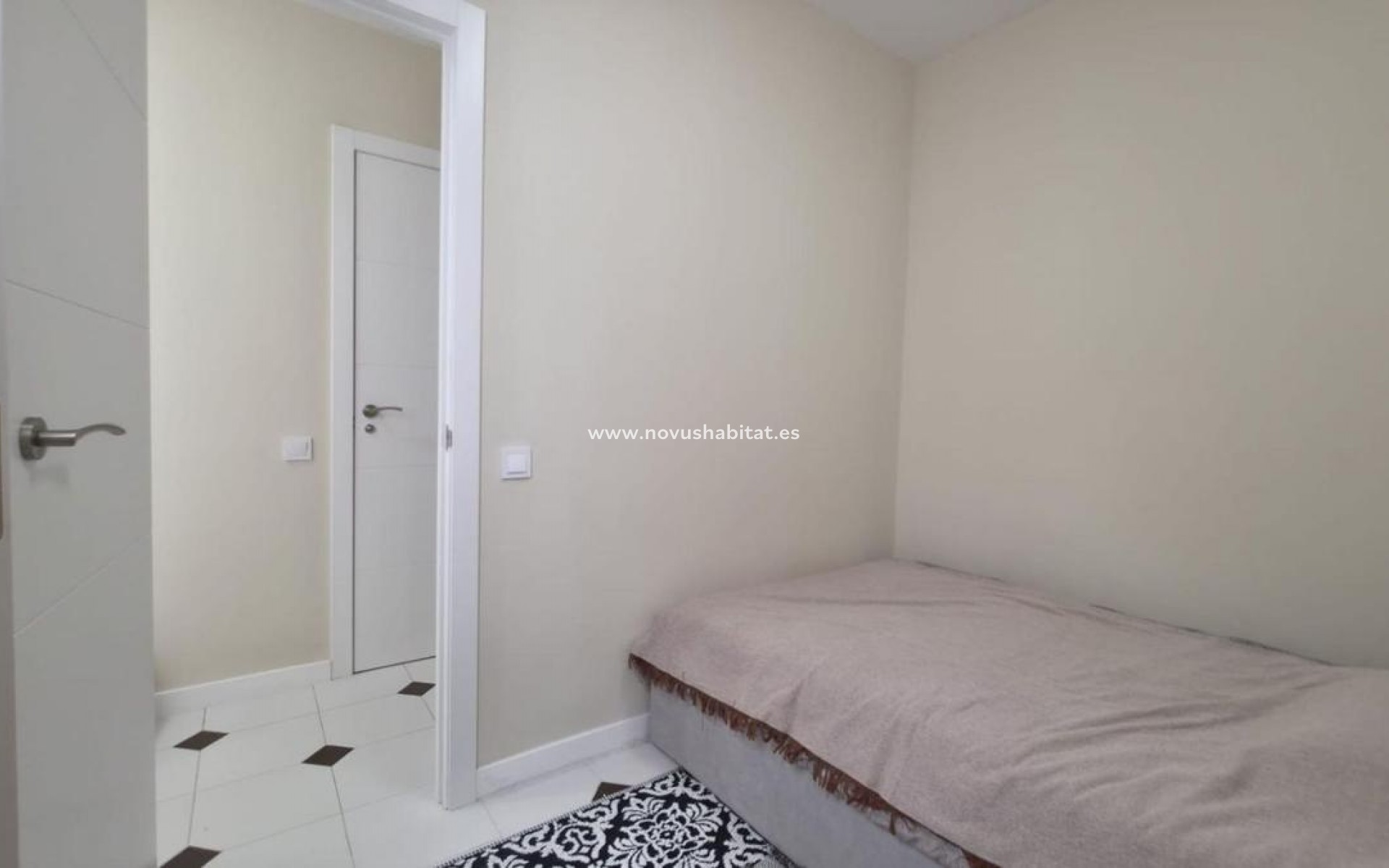 Neue Gebäude - Apartament - Torrevieja