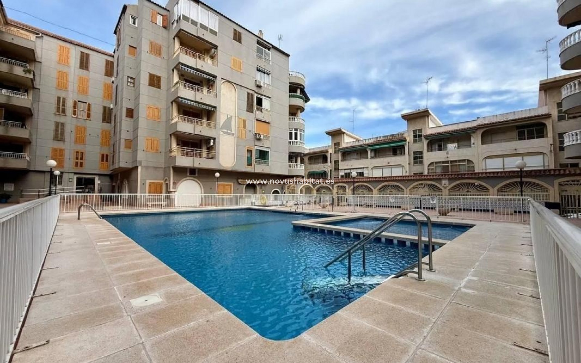 Neue Gebäude - Apartament - Torrevieja