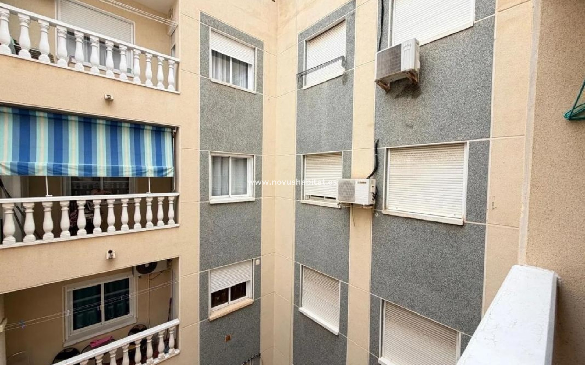 Neue Gebäude - Apartament - Torrevieja