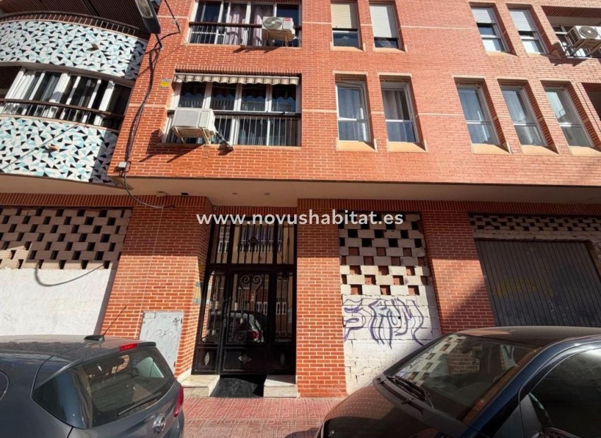 Neue Gebäude - Apartament - Torrevieja
