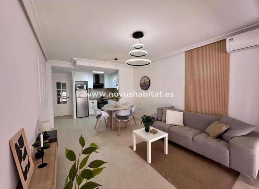 Neue Gebäude - Apartament - Torrevieja