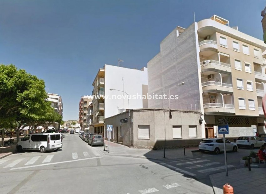 Neue Gebäude - Detached chalet - Guardamar del Segura