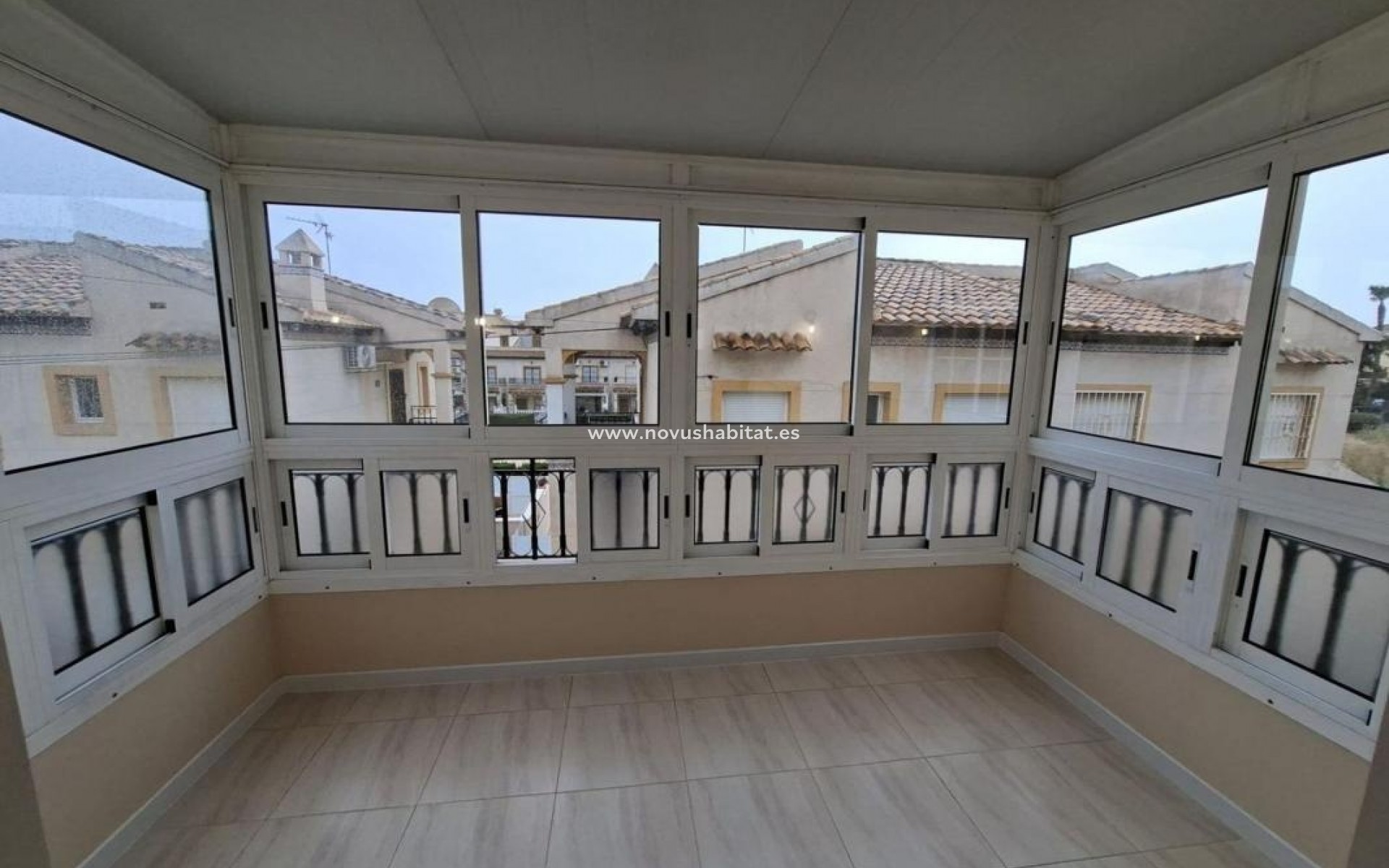 Neue Gebäude - Detached chalet - Orihuela