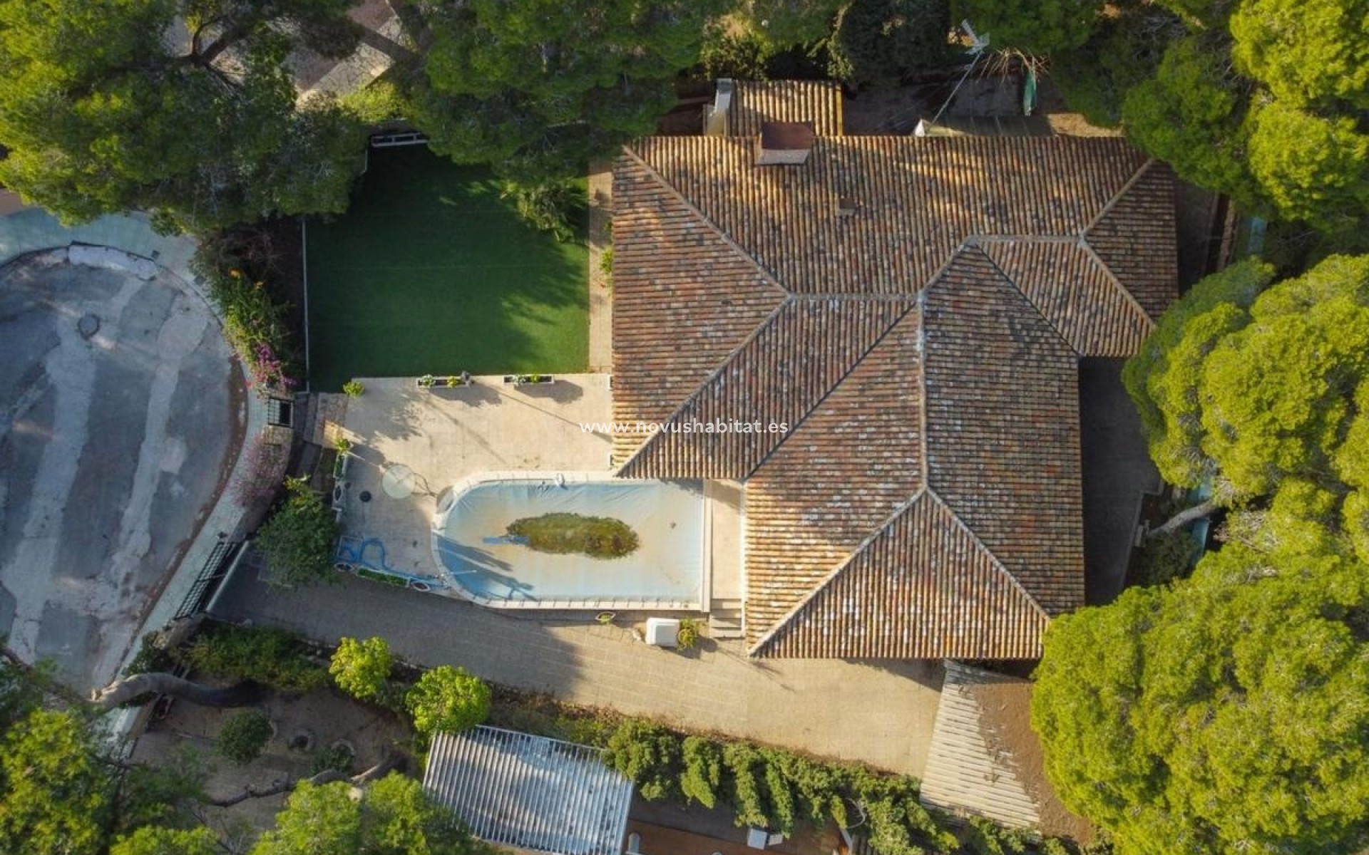 Neue Gebäude - Detached chalet - Orihuela
