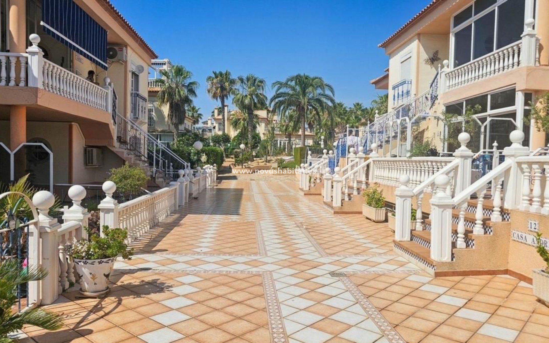 Neue Gebäude - Detached chalet - Torrevieja