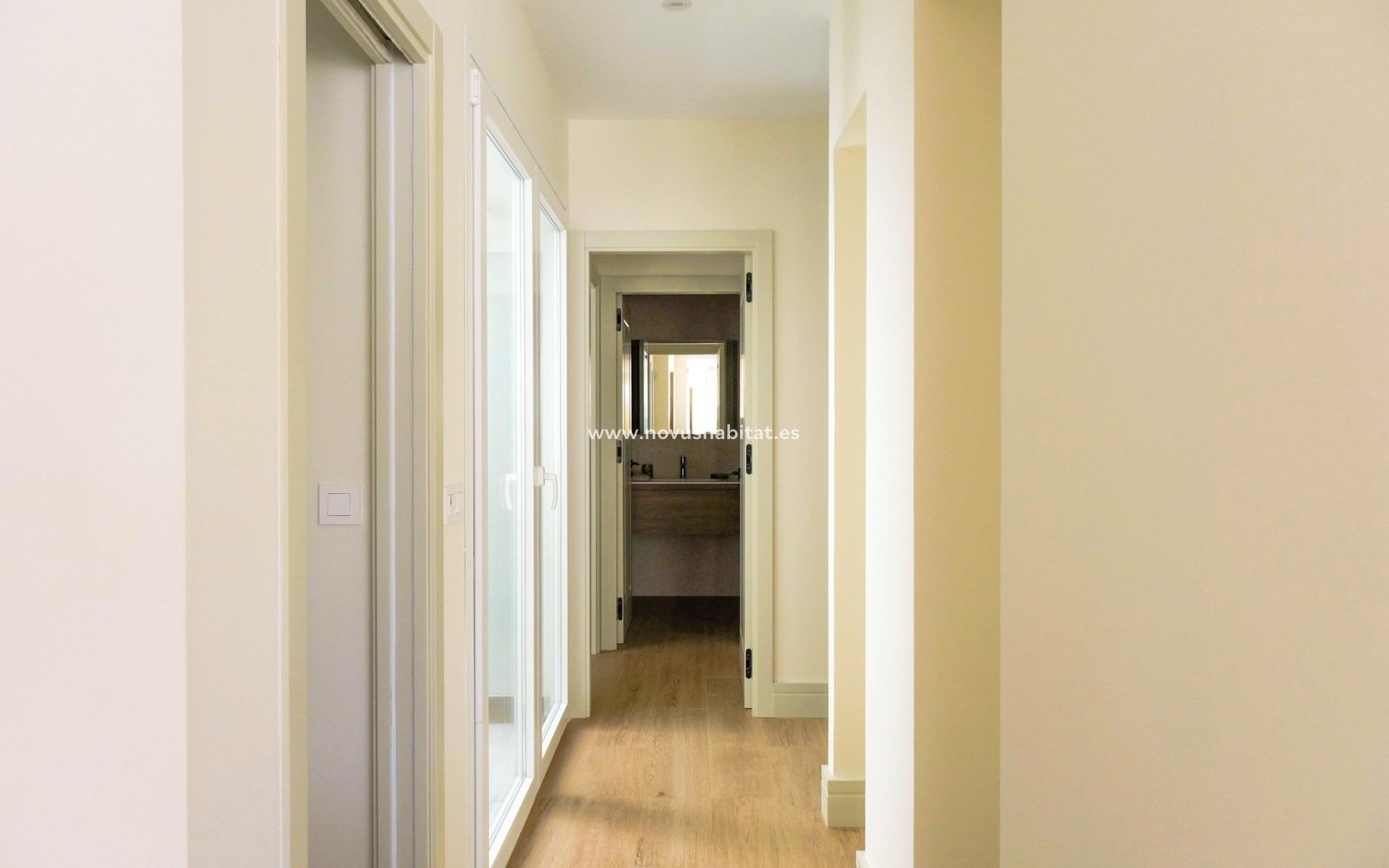 Neue Gebäude - Ground floor apartment - Málaga