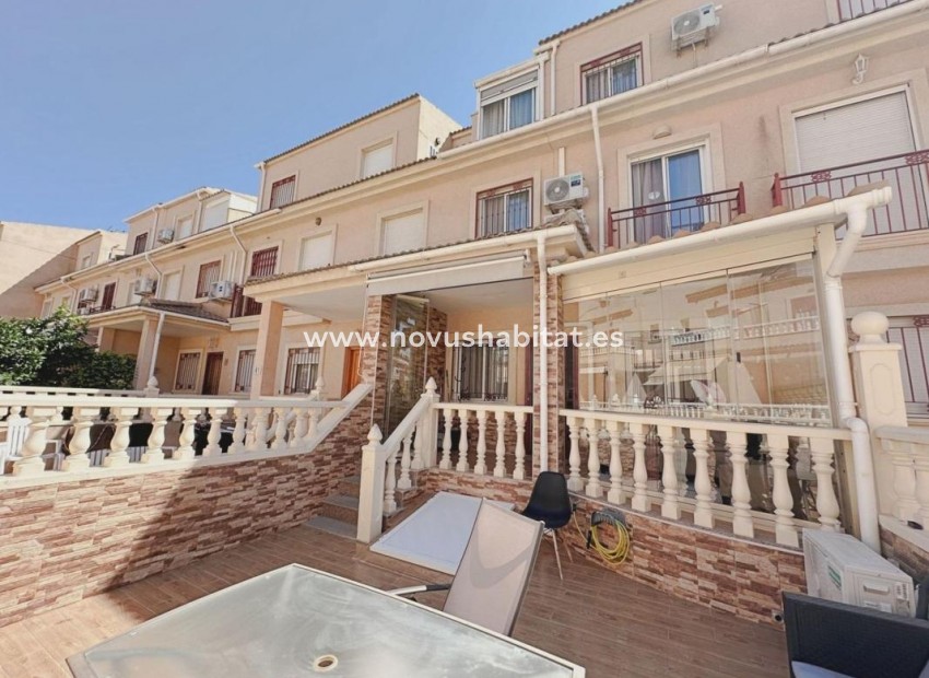 Neue Gebäude - Houses - Orihuela