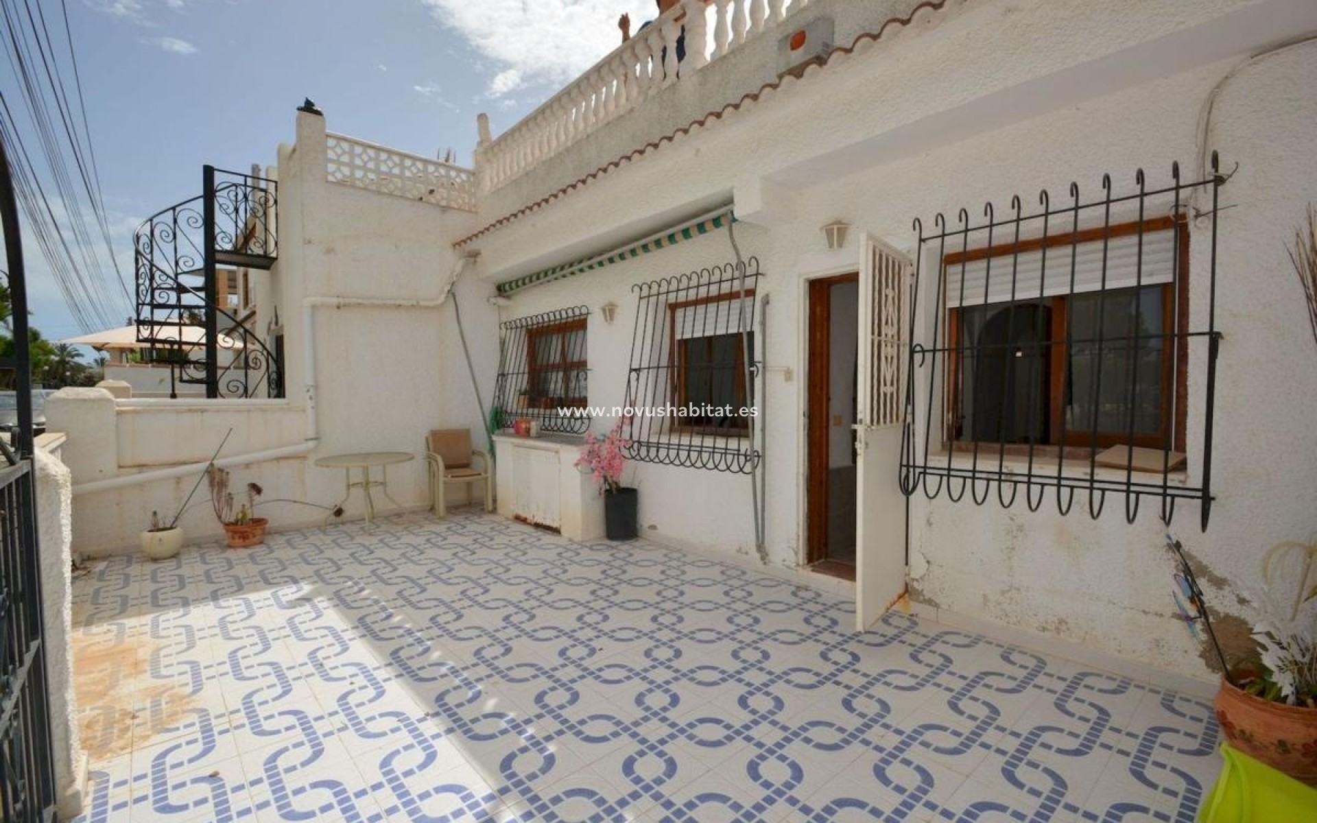 Neue Gebäude - Houses - Torrevieja